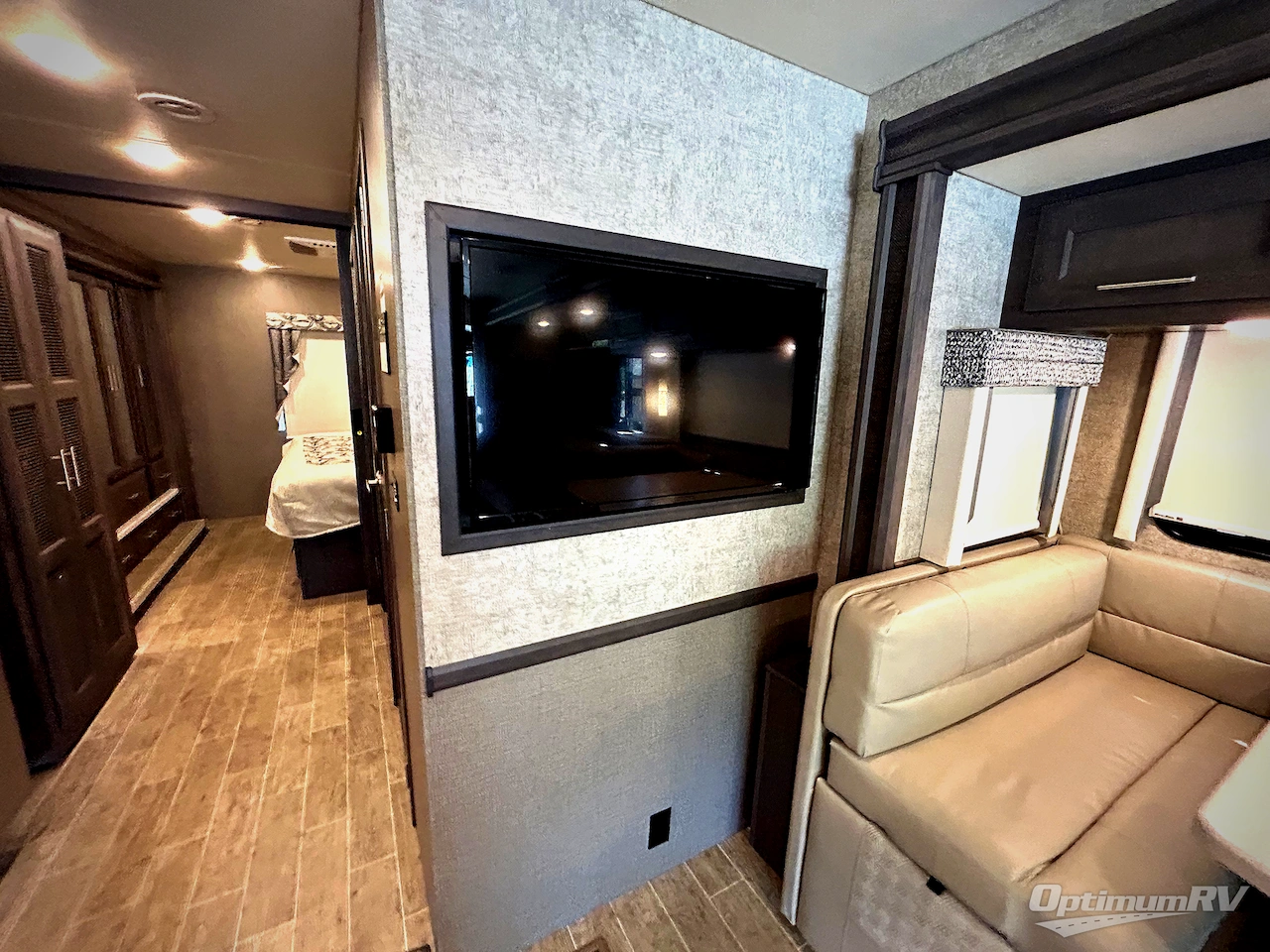 2021 Thor Miramar 35.2 Photo 12