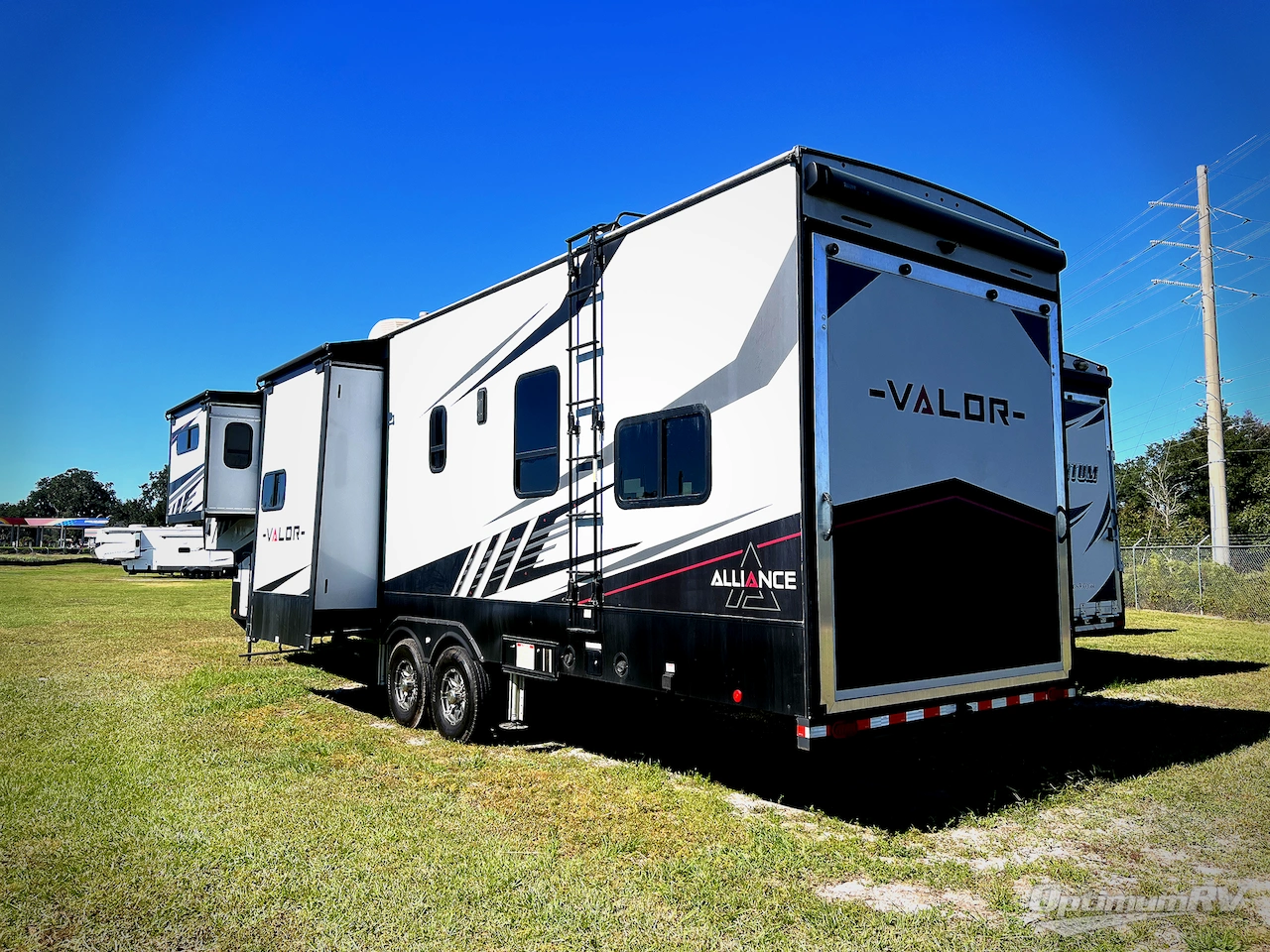 2022 Alliance Valor 37V13 Photo 2