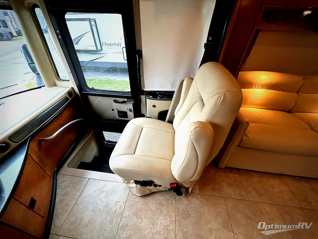 2014 Tiffin Allegro RED 38QBA Photo 9