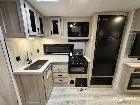 2025 East To West Della Terra 312BH RV Photo 2