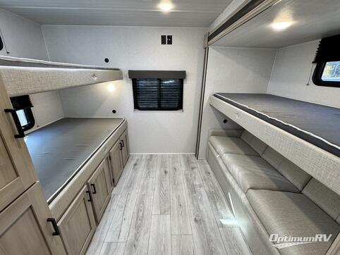 2025 East To West Della Terra 312BH RV Photo 4