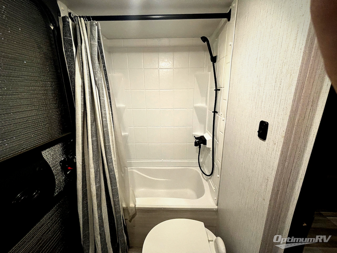 2023 Heartland Bighorn Traveler 37DB Photo 15