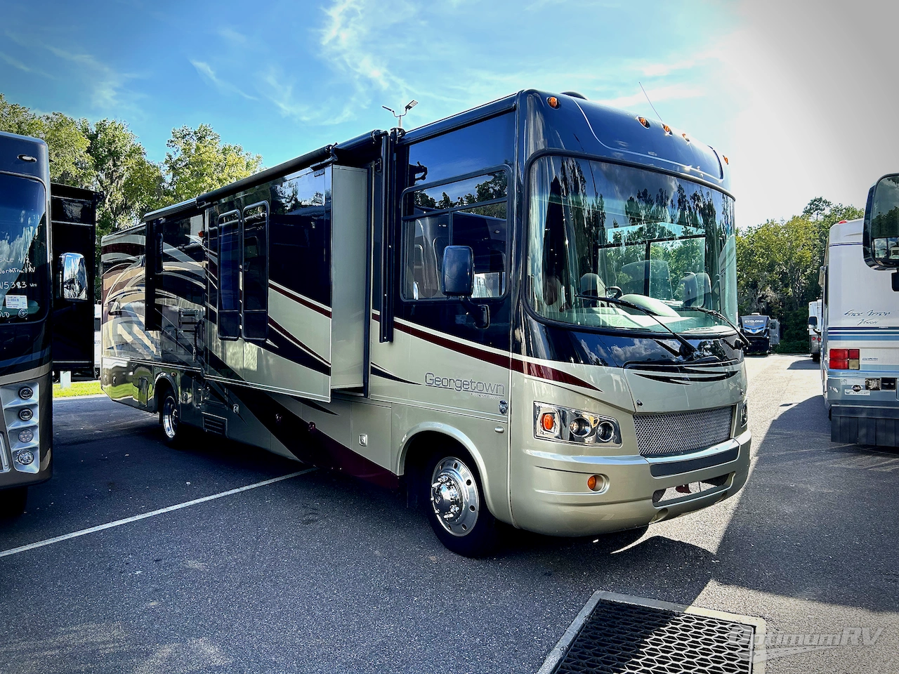 2012 Forest River Georgetown XL 378TS Photo 1