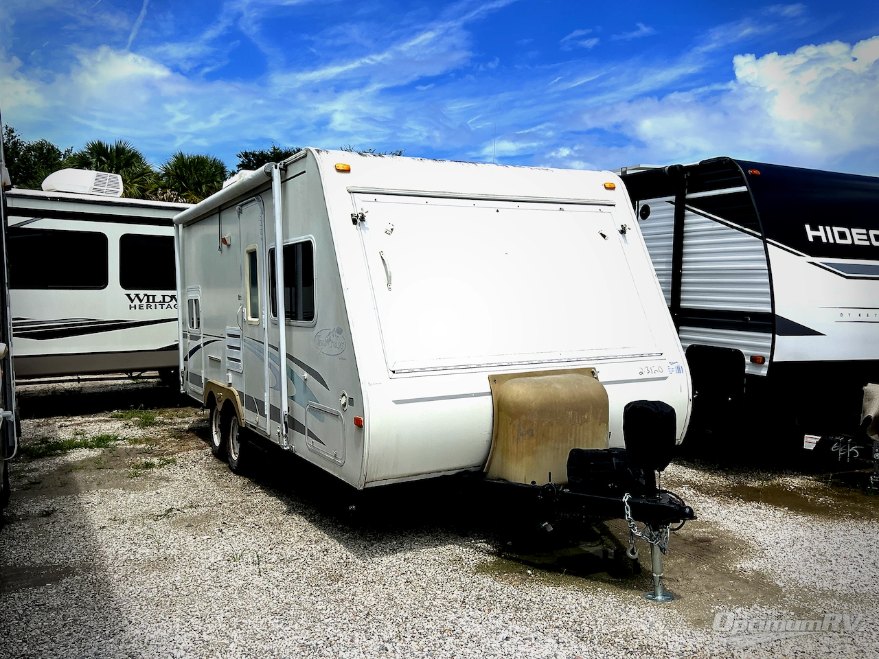 2004 R-Vision Trail Cruiser C21RBH Photo 1