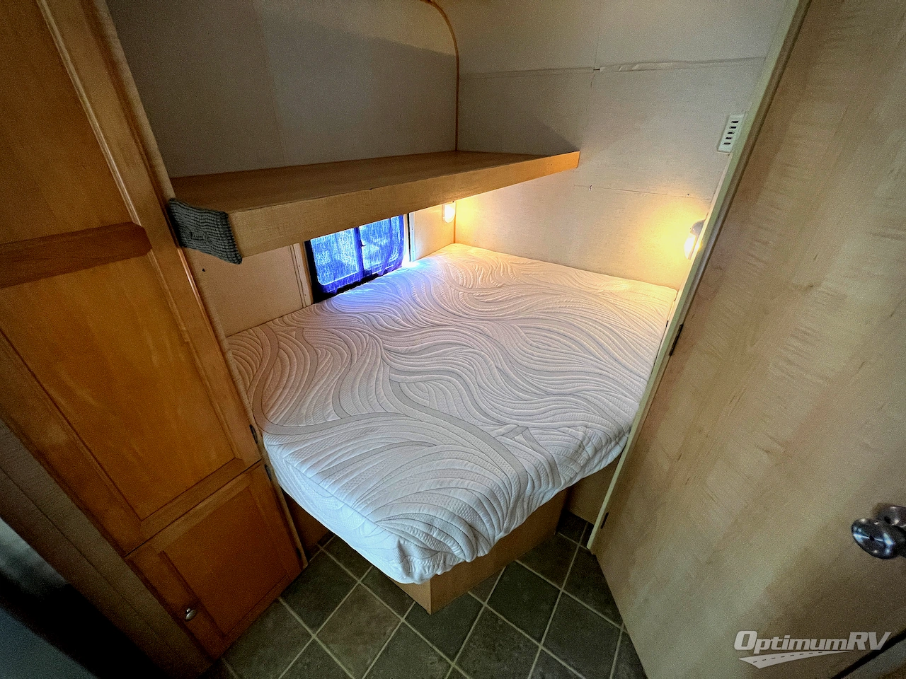 2004 R-Vision Trail Cruiser C21RBH Photo 13