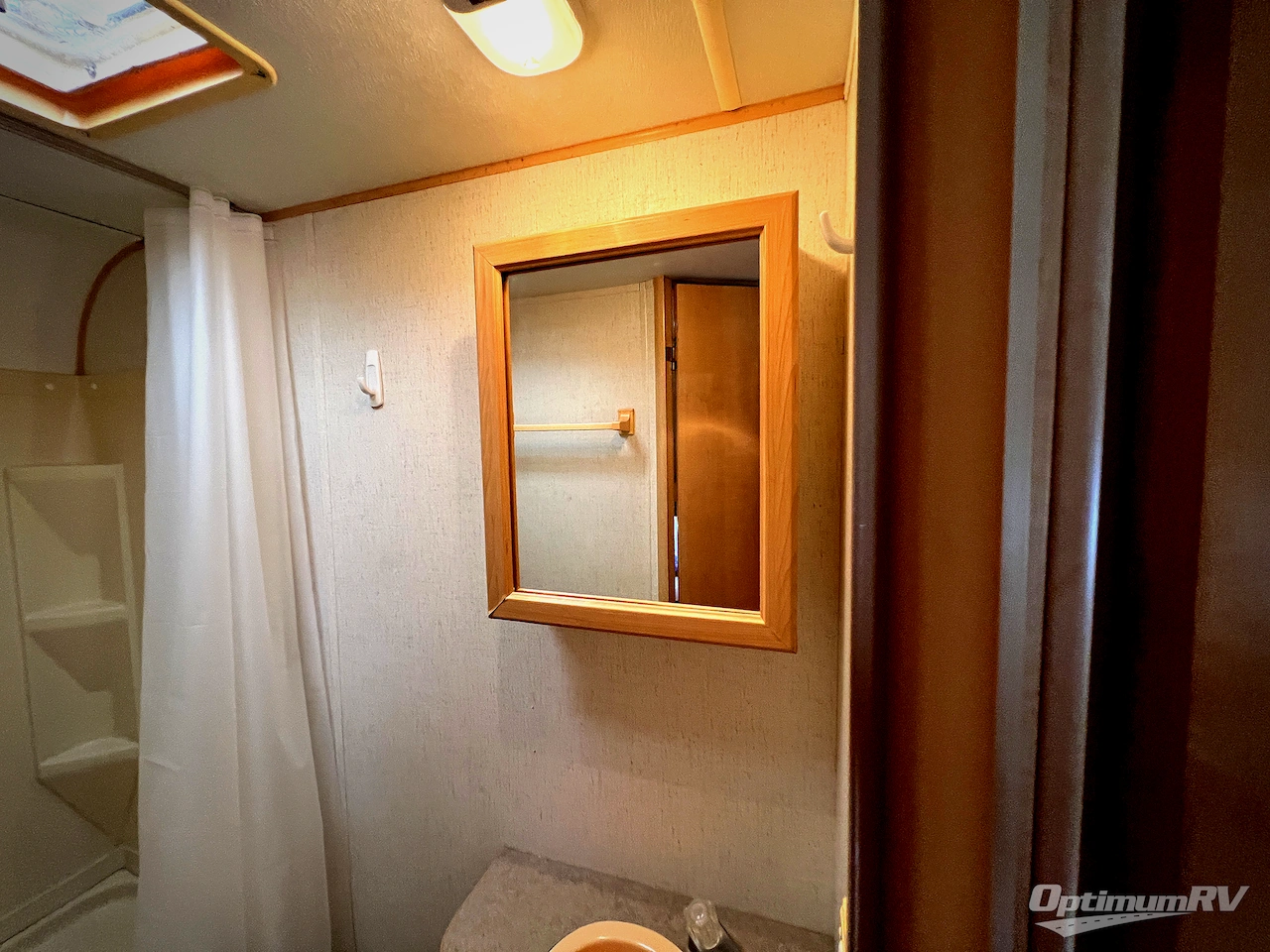 2004 R-Vision Trail Cruiser C21RBH Photo 18