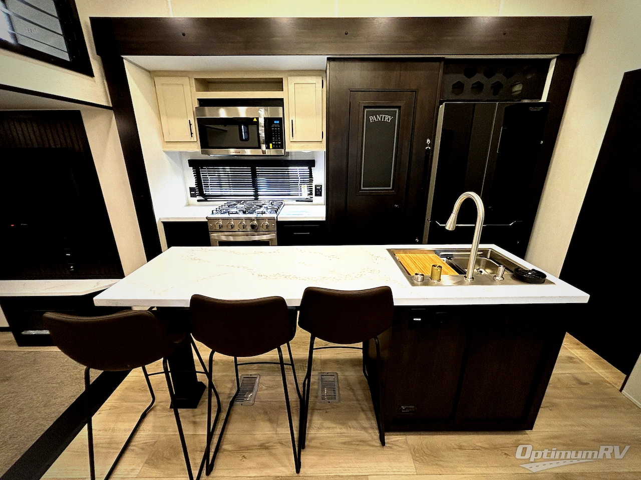 2026 Forest River Cherokee Rogue Armored 411STORE Photo 6