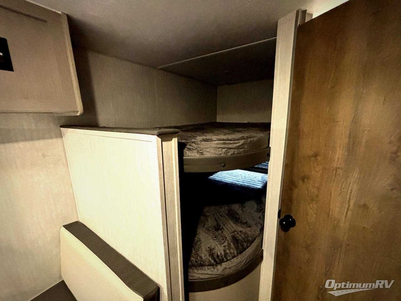 2025 Forest River Viking 5K Series 26BH Photo 12