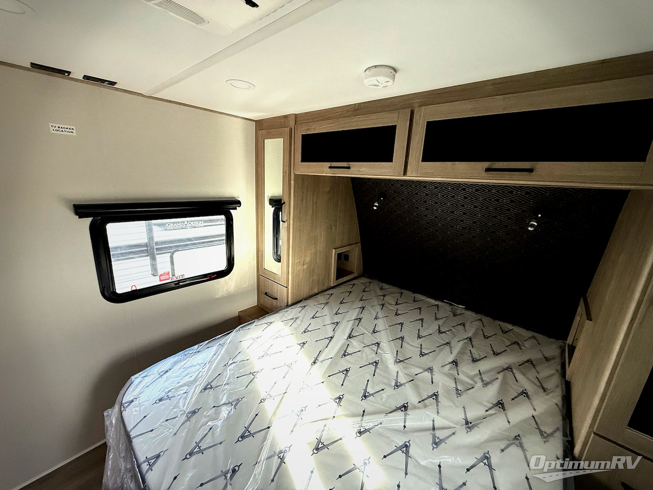 2026 Grand Design Imagine XLS 25RLE Photo 11