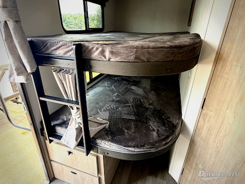 2026 Grand Design Imagine 2470BH RV Photo 3