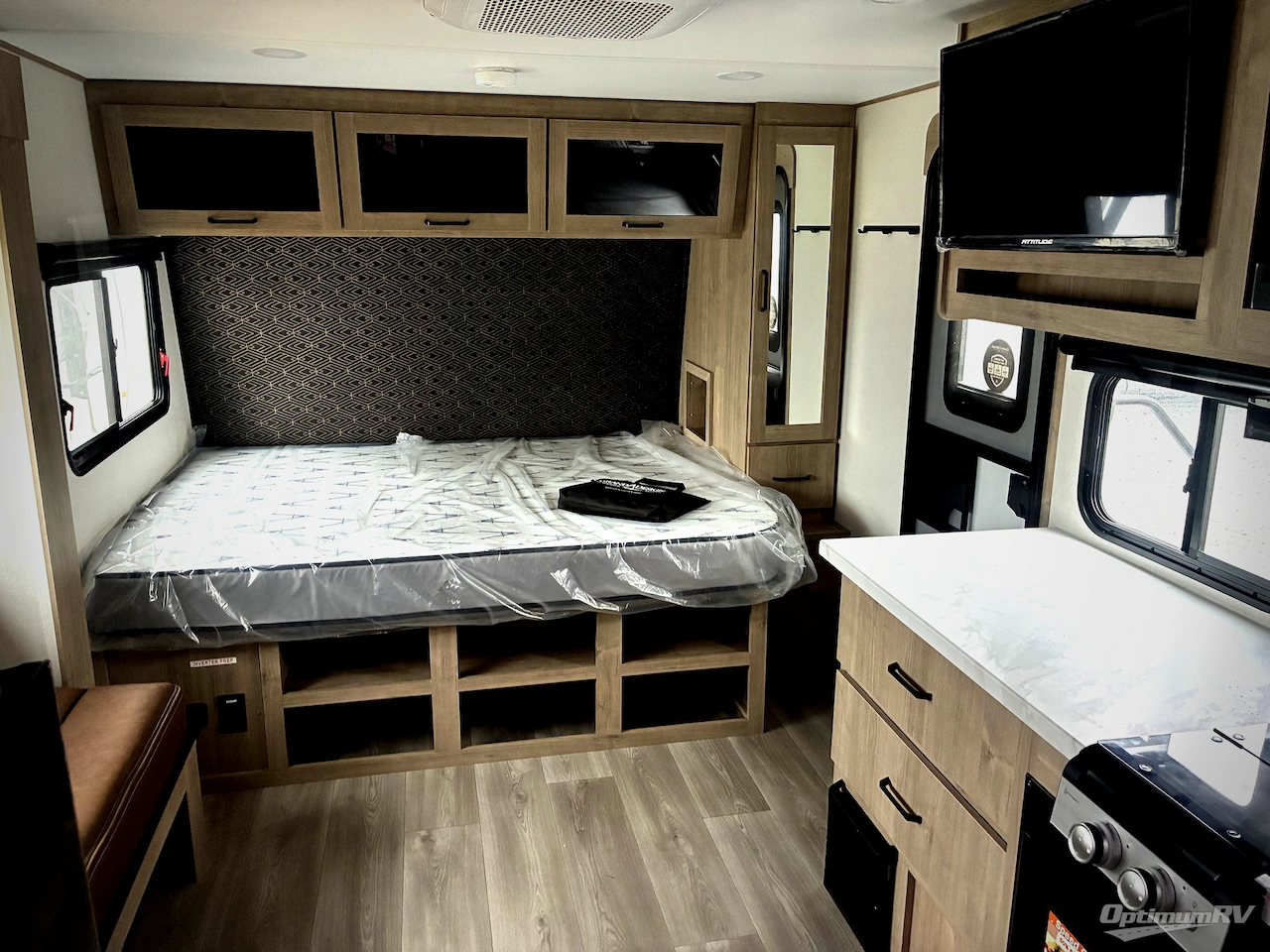 2026 Grand Design Imagine AIM 16MLA Photo 12