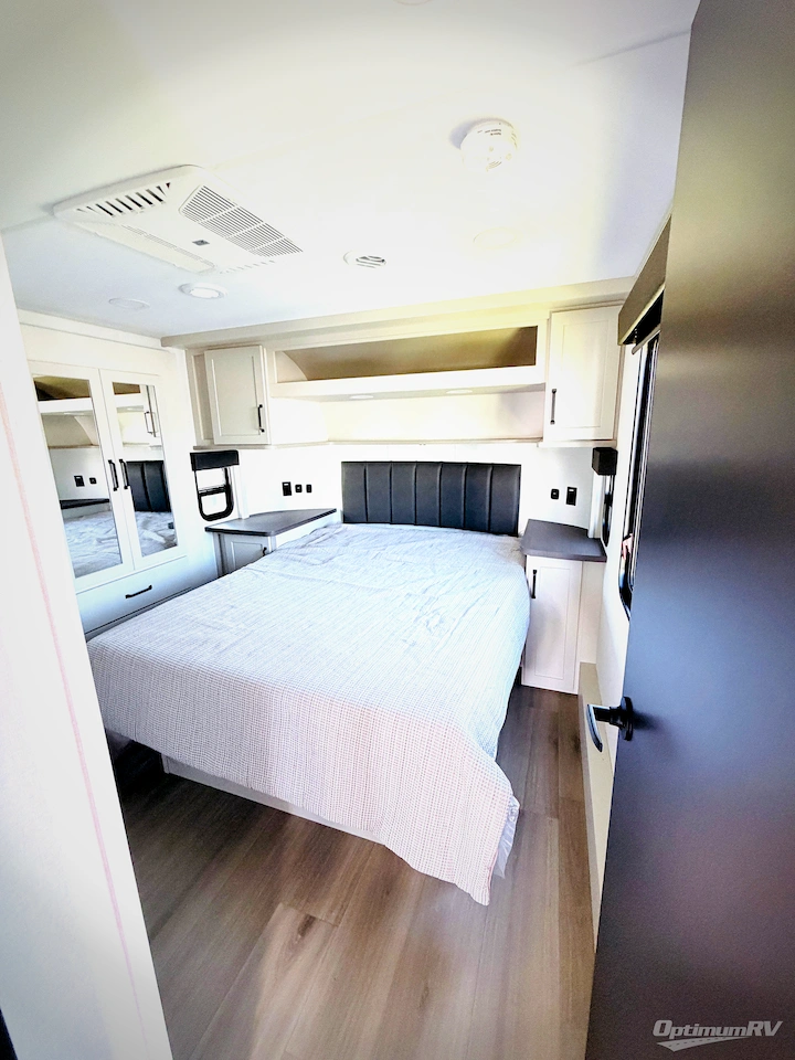2026 Grand Design Momentum G-Class 350G Photo 13