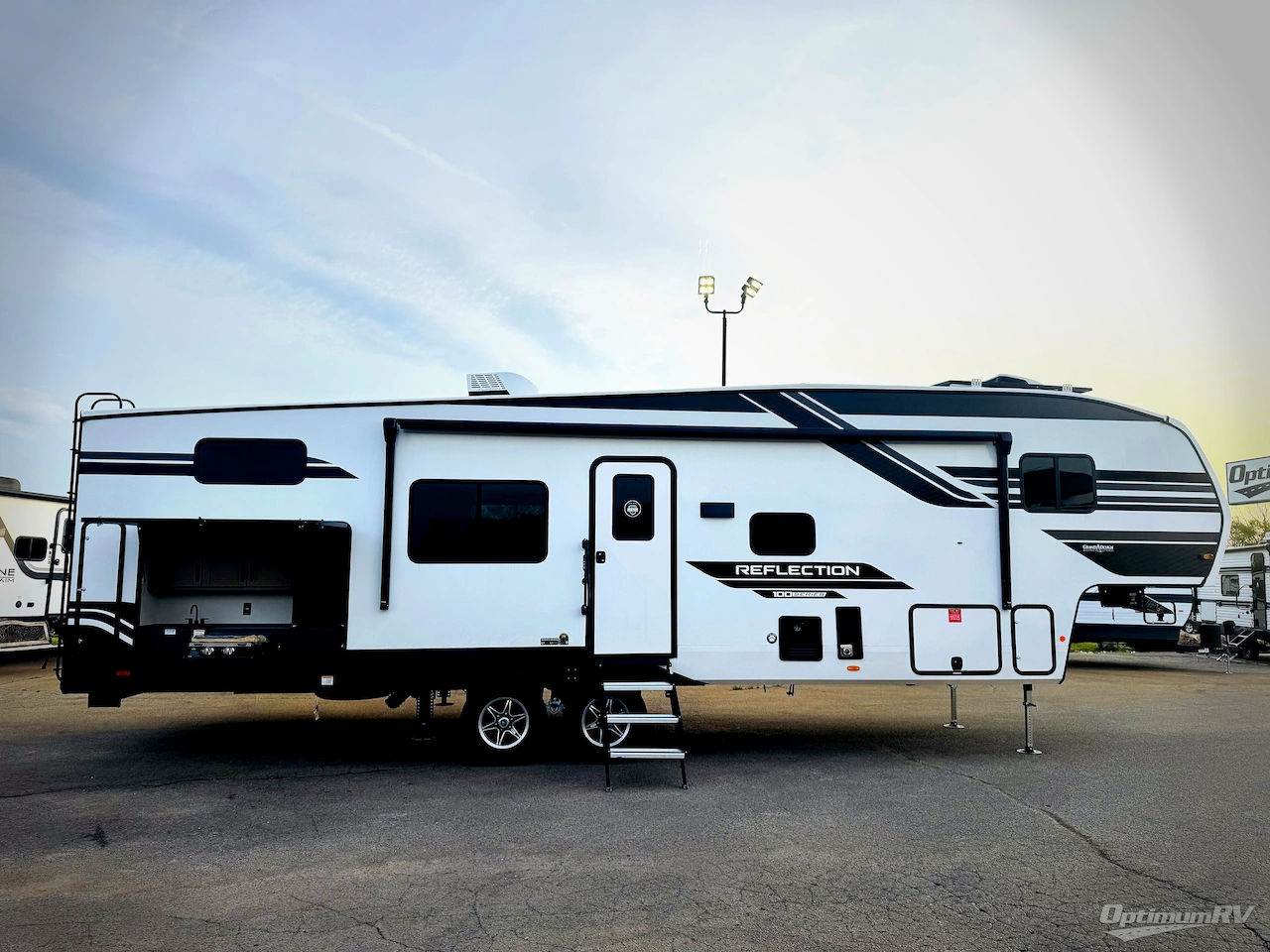 2026 Grand Design Reflection 100 Series 32BH Photo 2