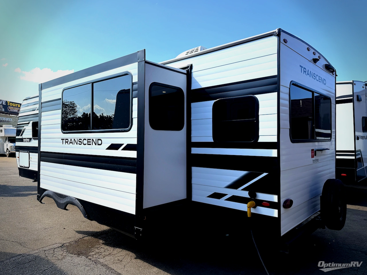 2027 Grand Design Transcend 245RLT Photo 3
