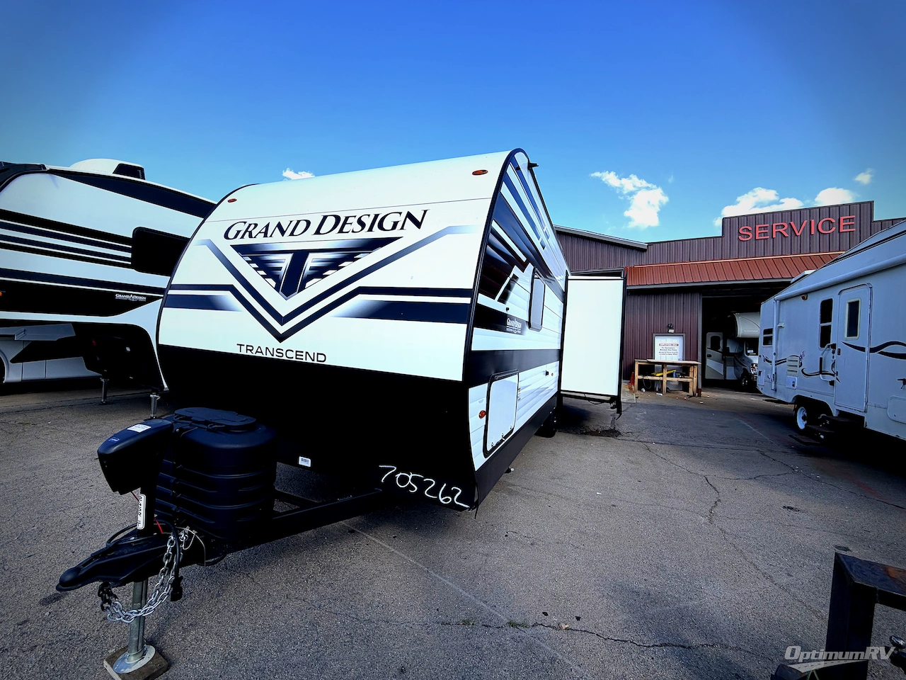 2027 Grand Design Transcend 245RLT Photo 4