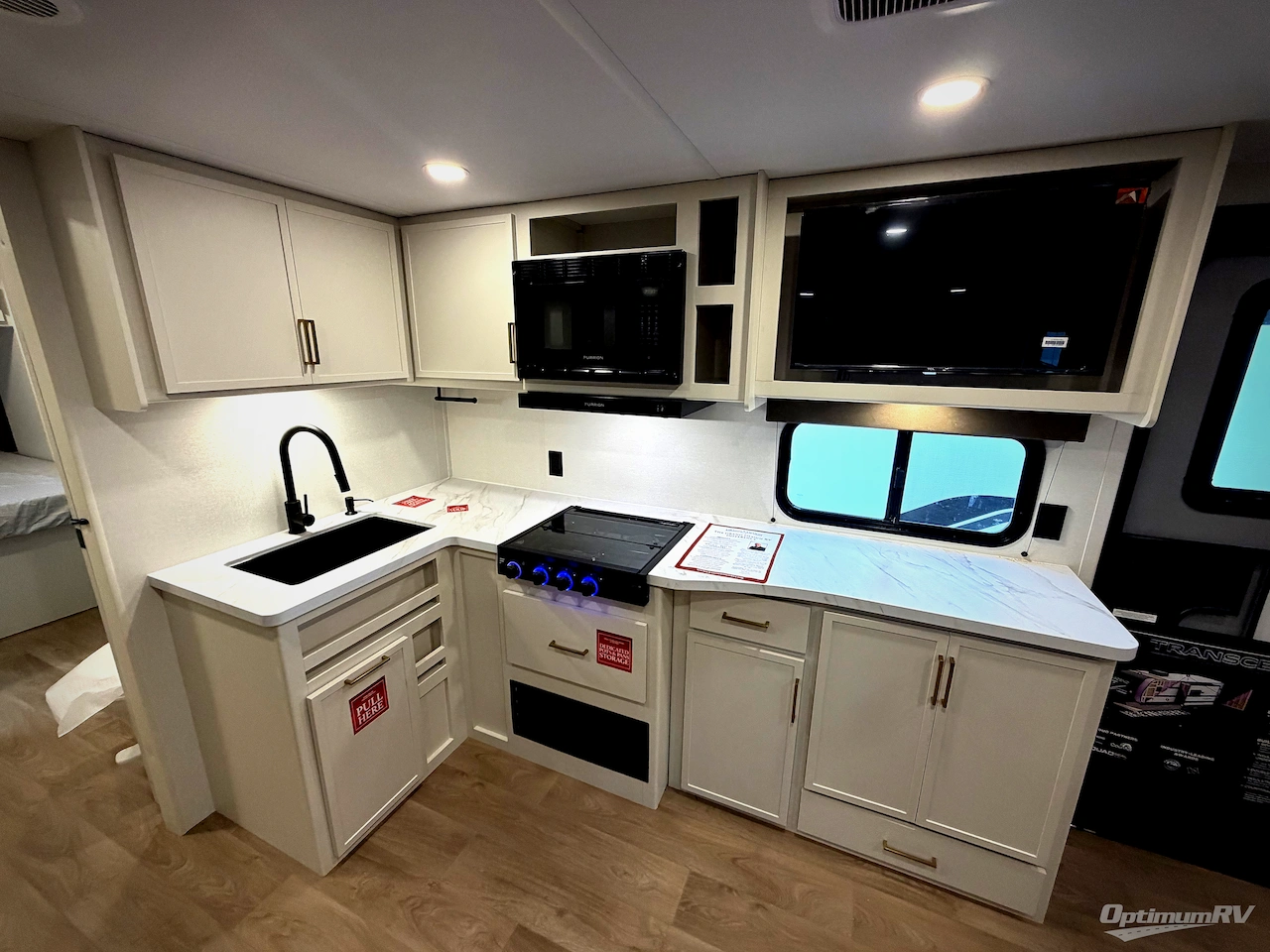 2027 Grand Design Transcend 245RLT Photo 9