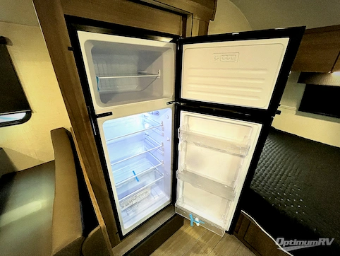 2025 Venture Sonic Lite SL169VMK RV Photo 3