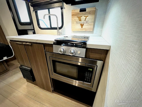 2025 Venture Sonic Lite SL169VMK RV Photo 4