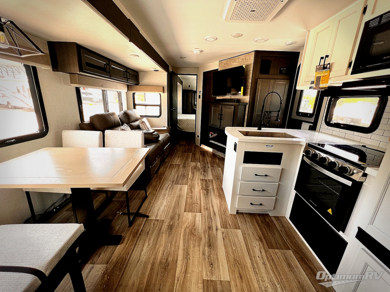 2025 Venture SportTrek Touring Edition STT343VBH Photo 4