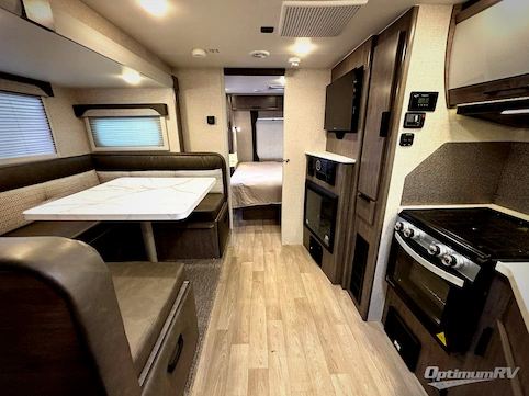 2026 Lance Lance Travel Trailers 2255 RV Photo 2