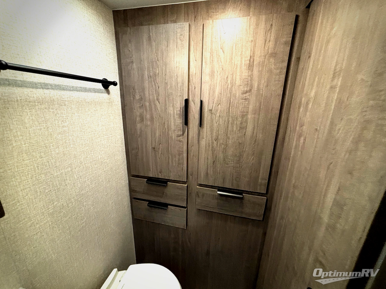 2022 Lance Lance Travel Trailers 1985 Photo 12