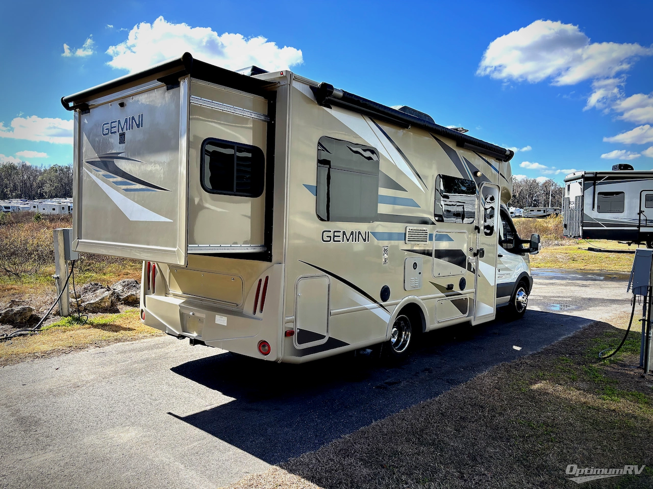 2016 Thor Gemini 23TR Photo 2