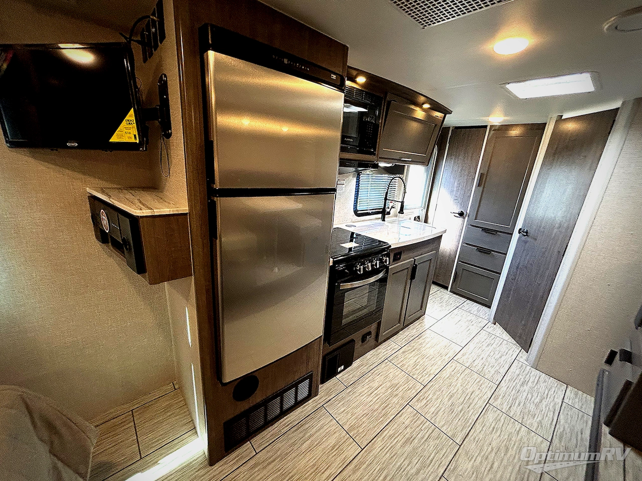 2025 Lance Squire SQ19 Photo 12