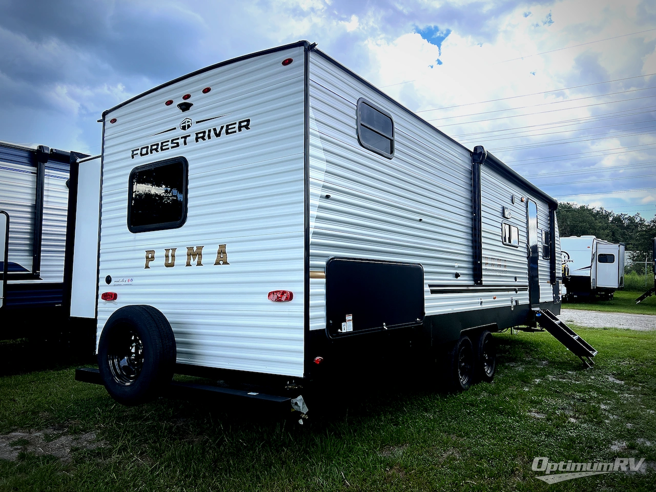 2026 Palomino Puma Camping Edition 305BHCE Photo 2