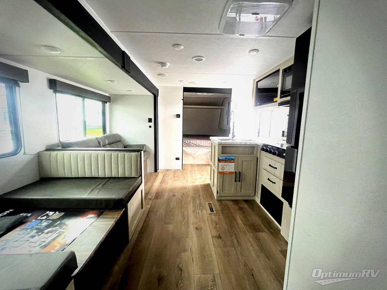 2026 Palomino Puma Camping Edition 305BHCE Photo 5
