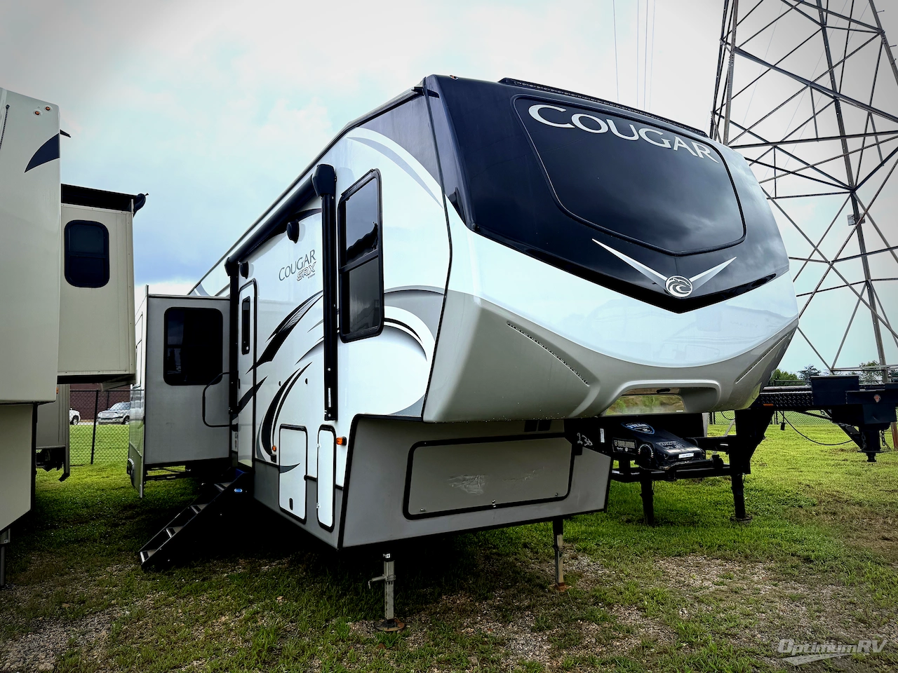 2020 Keystone Cougar 353SRX Photo 1