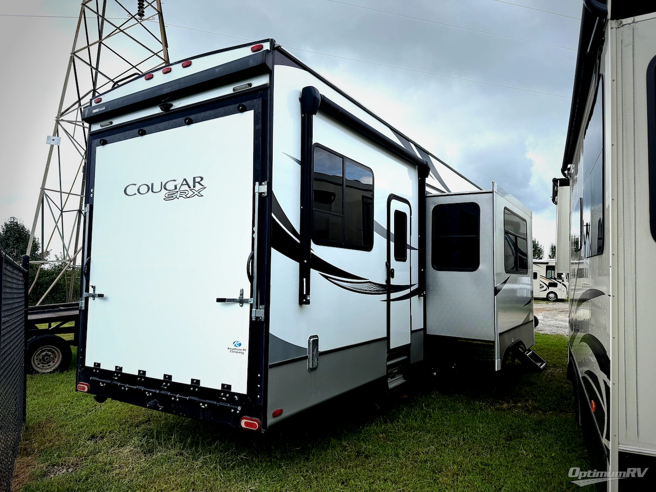 2020 Keystone Cougar 353SRX Photo 2