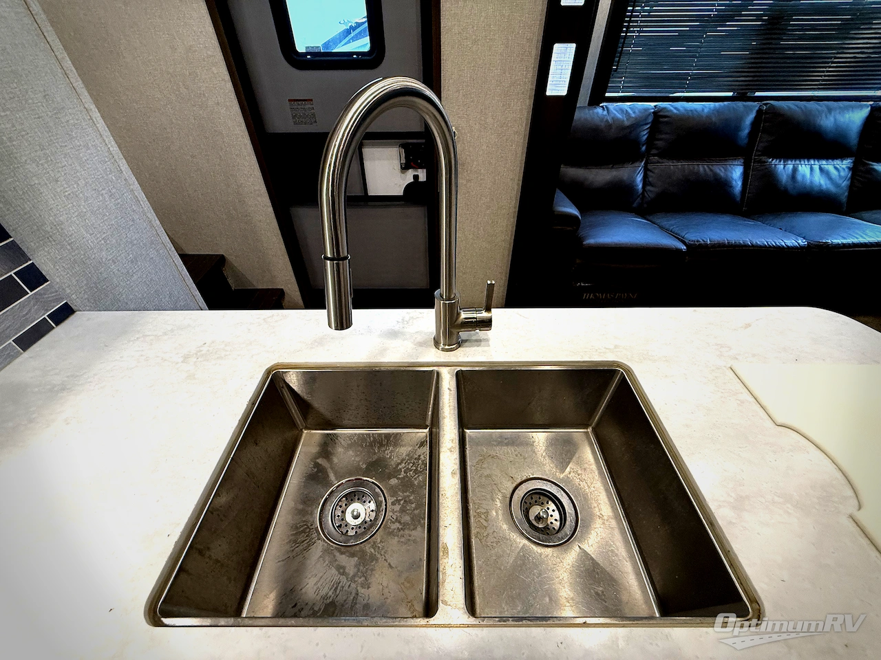 2020 Keystone Cougar 353SRX Photo 9