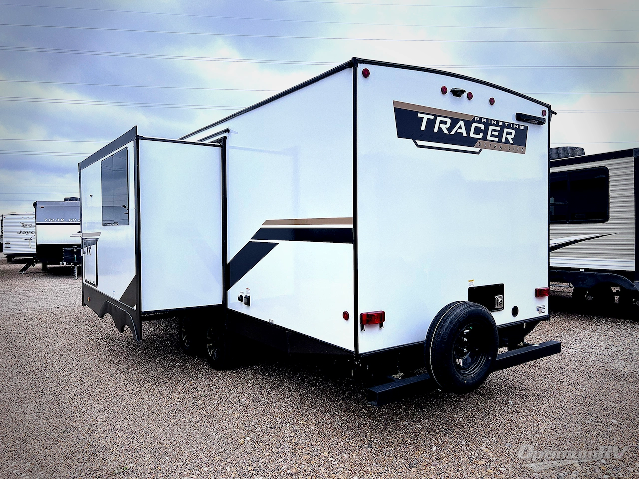 2025 Prime Time Tracer 250BH Photo 3