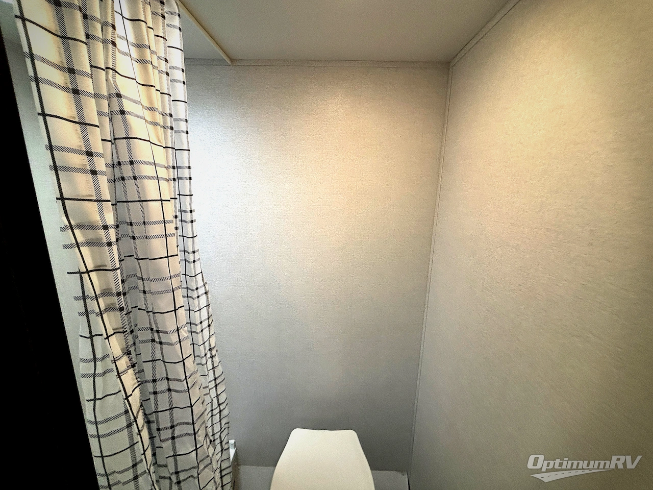 2027 Heartland Prowler 1700BH Photo 13