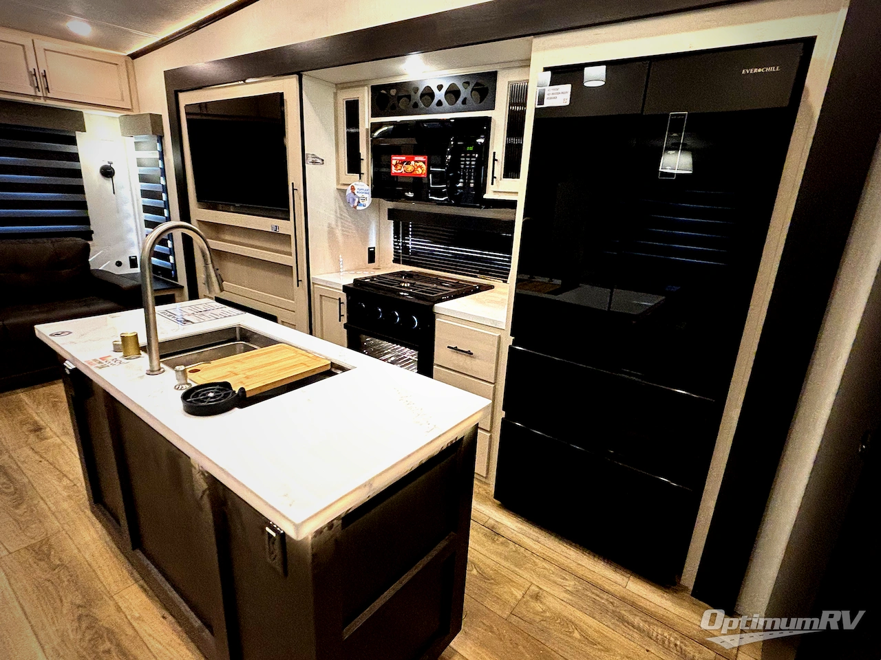 2025 Forest River Sabre 36FLX Photo 19