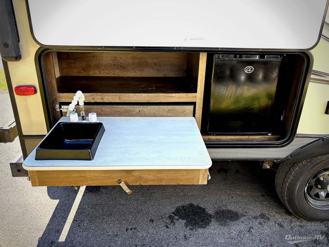 2020 Dutchmen Coleman Light LX 2125BH Photo 17