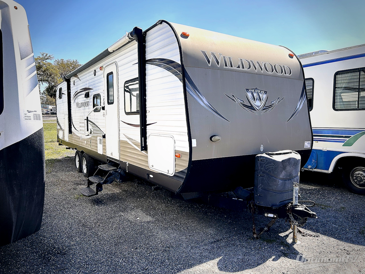 2015 Forest River Wildwood 29QBDS Photo 1