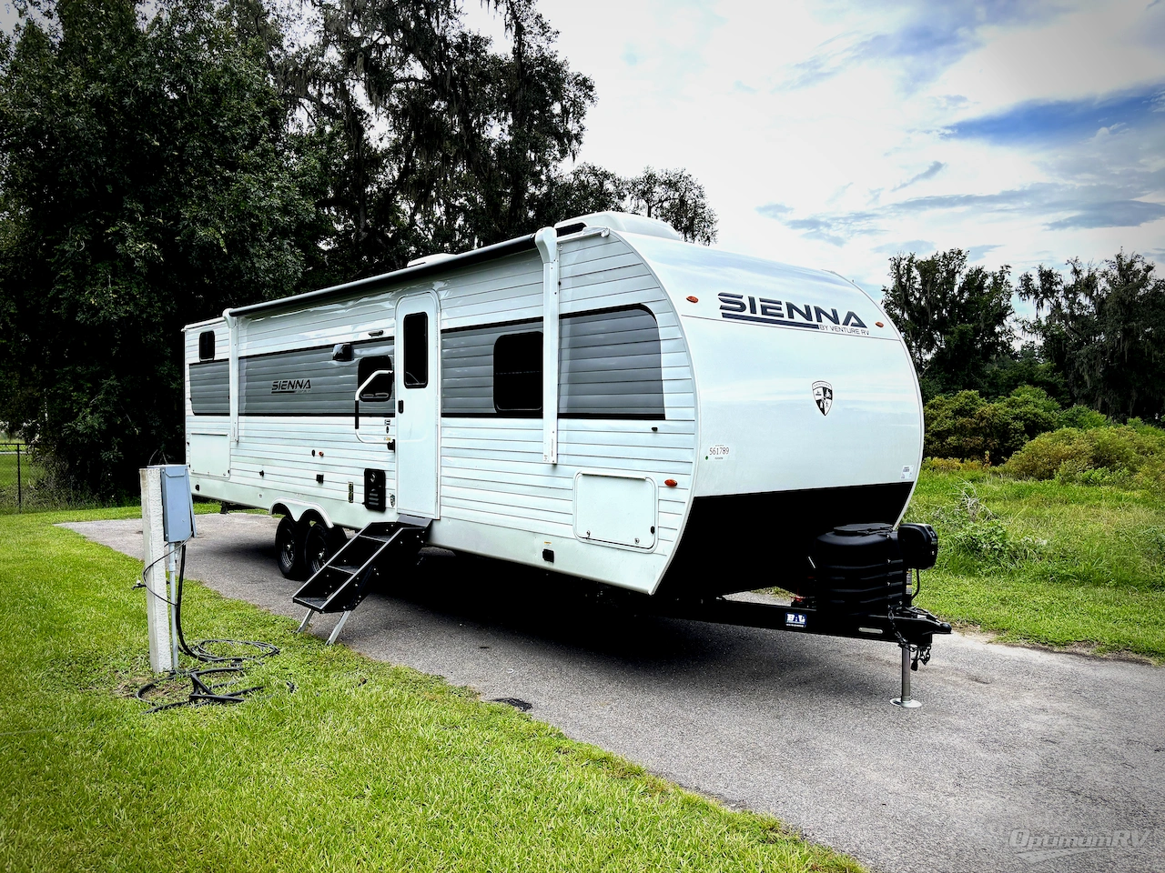 2027 Venture Sienna SA281VQB Photo 1