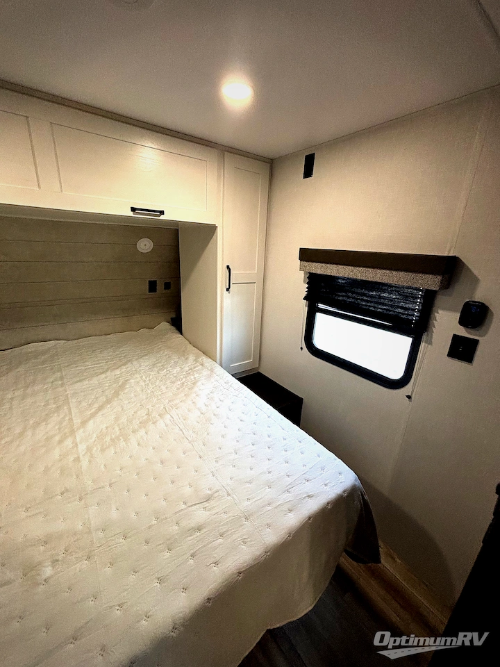 2027 Venture Sienna 281VQB Photo 9
