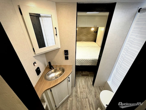 2025 Venture Sienna SA231VRK RV Photo 4