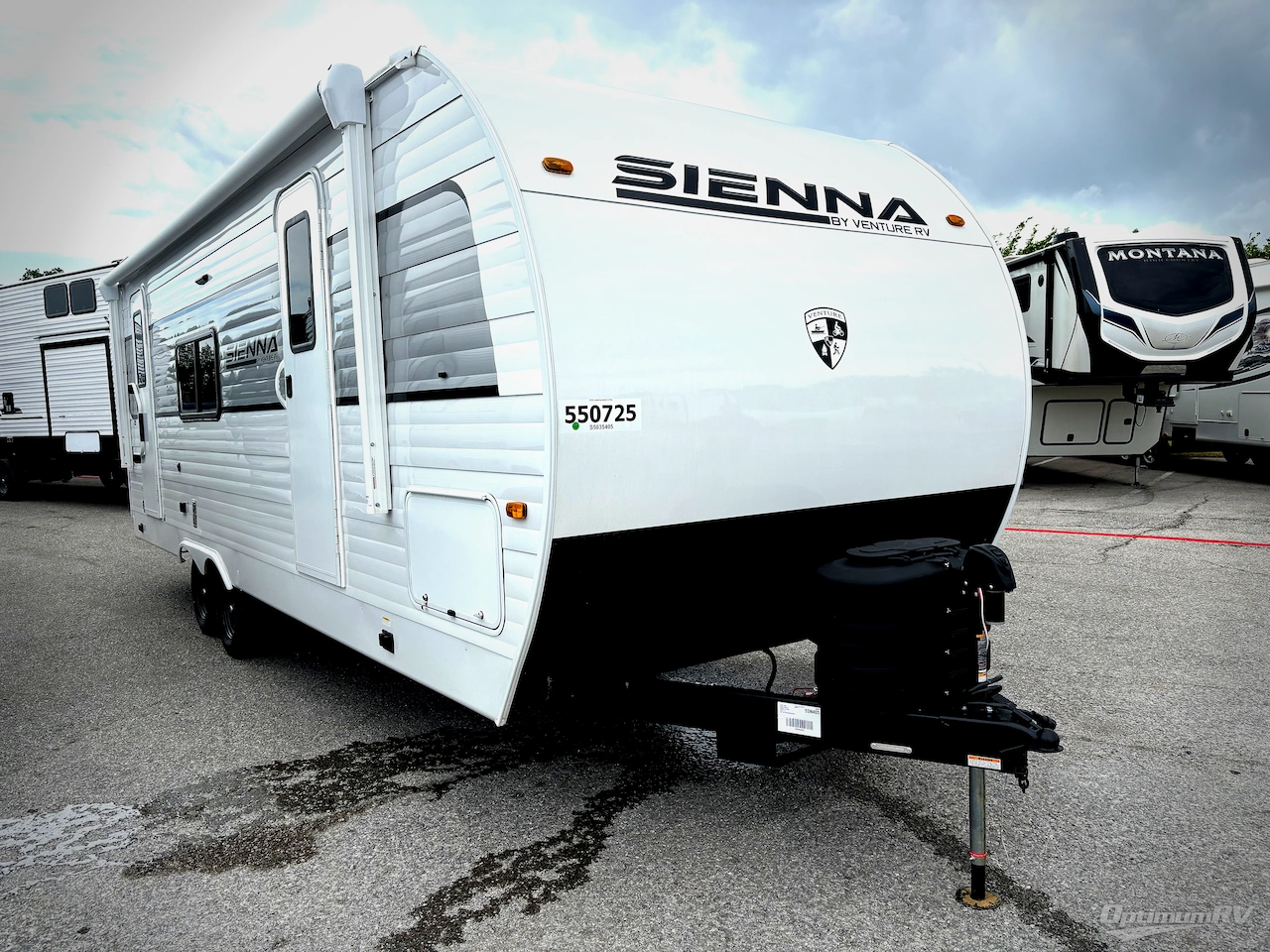 2025 Venture Sienna SA231VRK Photo 1