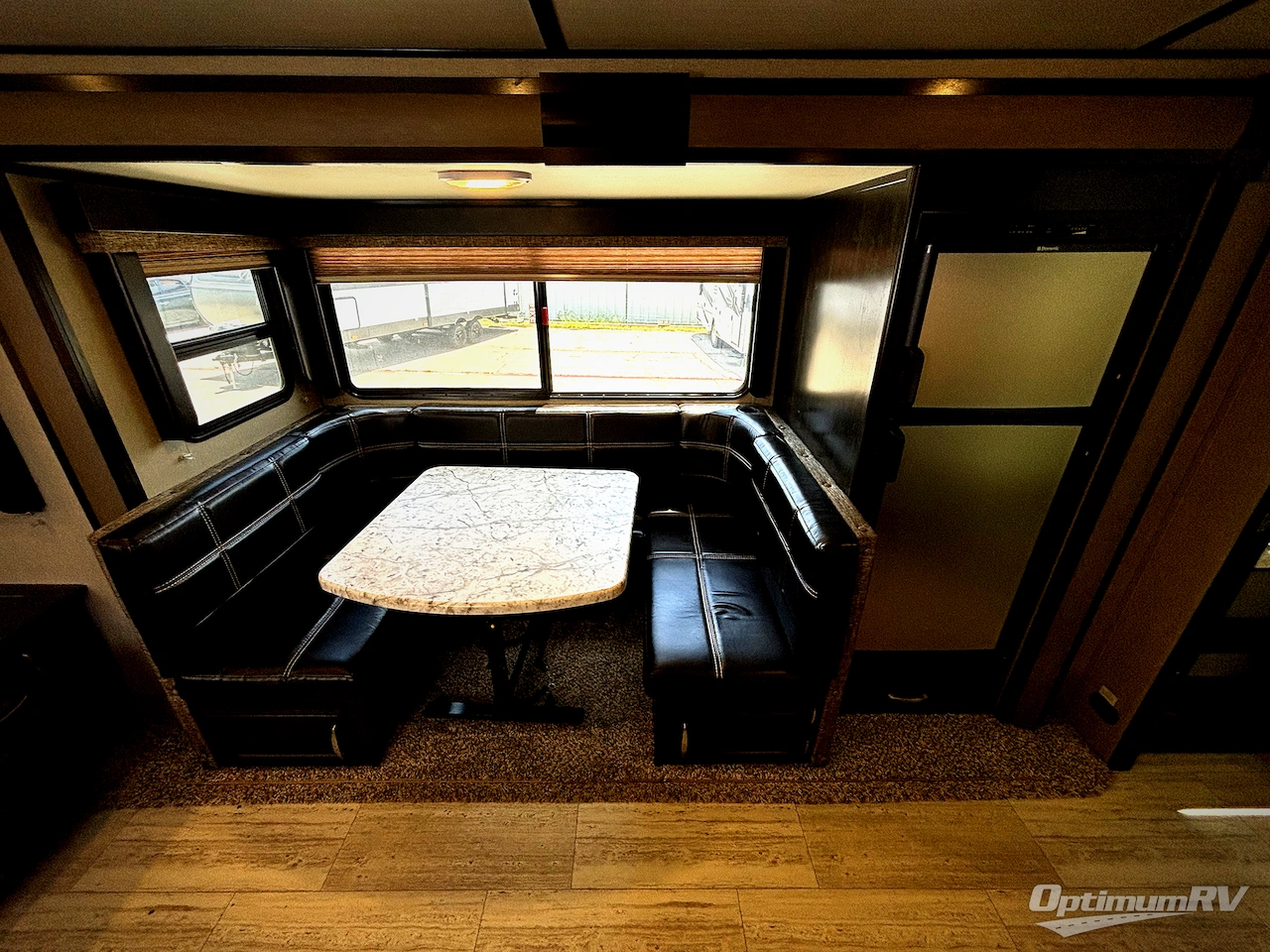 2017 Grand Design Imagine 2500RL Photo 6