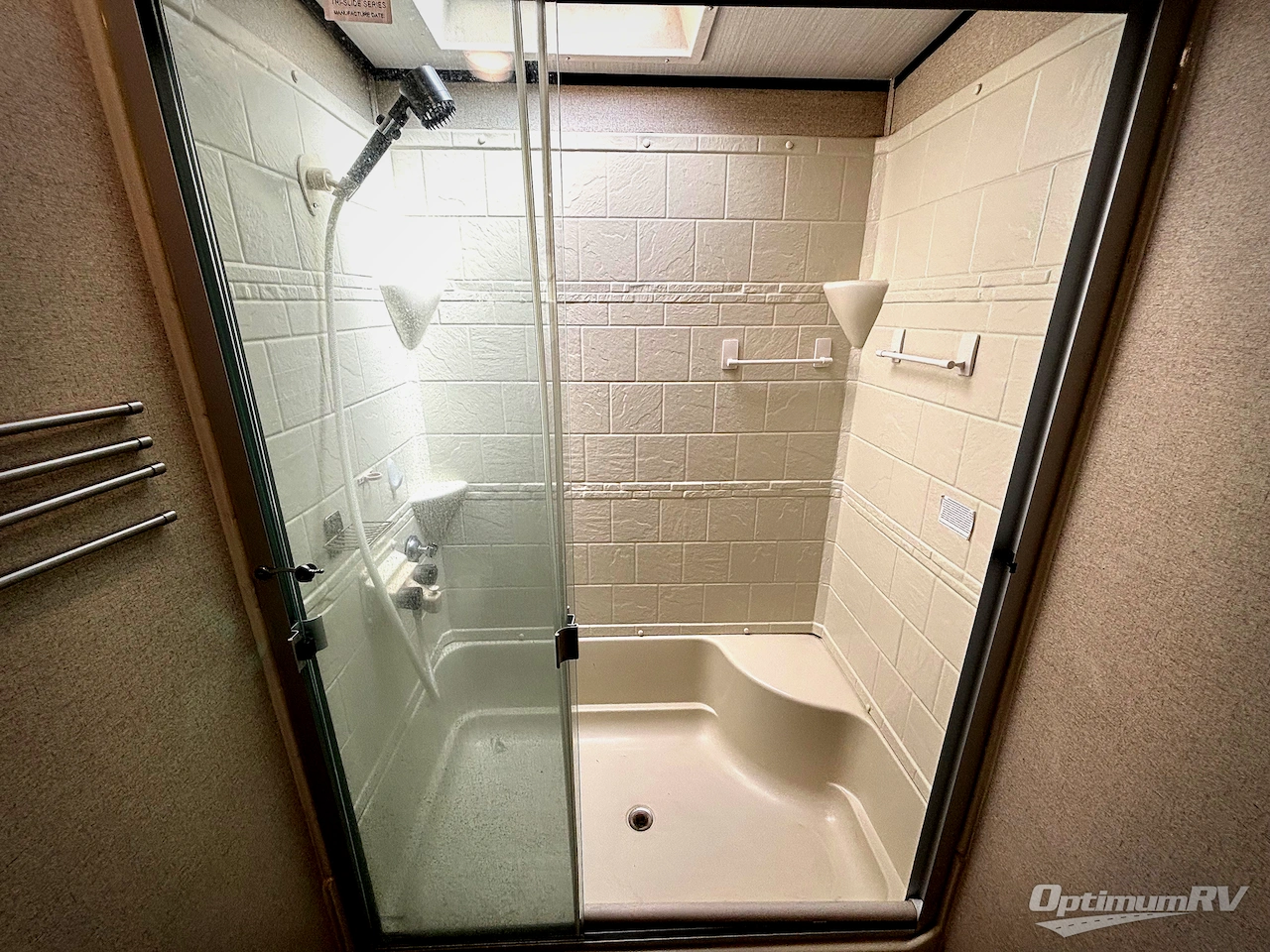 2019 Coachmen Spirit Ultra Lite 2758RB Photo 16