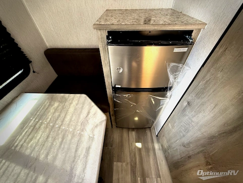 2026 Sunset Park Sun Lite LTD 13BD RV Photo 4