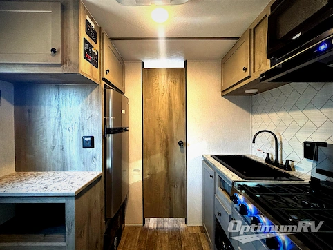 2026 Sunset Park Sun Lite 14RB RV Photo 2