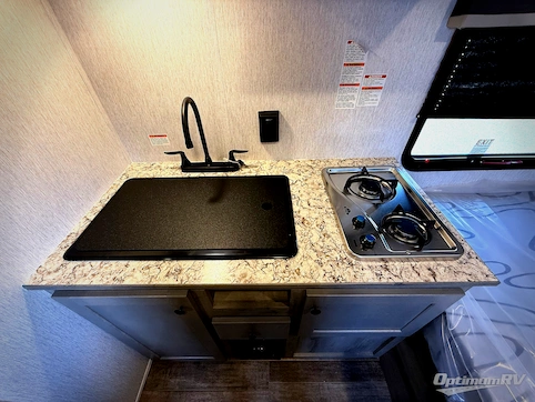 2026 Sunset Park Sun Lite LTD 13BD RV Photo 3