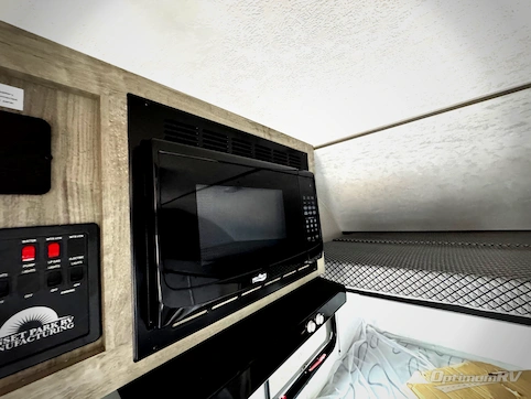 2026 Sunset Park Sun Lite 16BH RV Photo 4