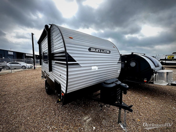 2026 Sunset Park Sun Lite 16BH RV Photo 1
