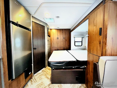 2022 Forest River Sunseeker MBS 2400B RV Photo 3