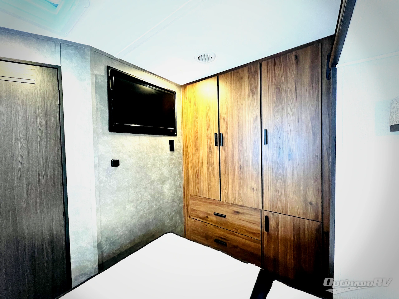 2022 Forest River Sunseeker MBS 2400B Photo 17